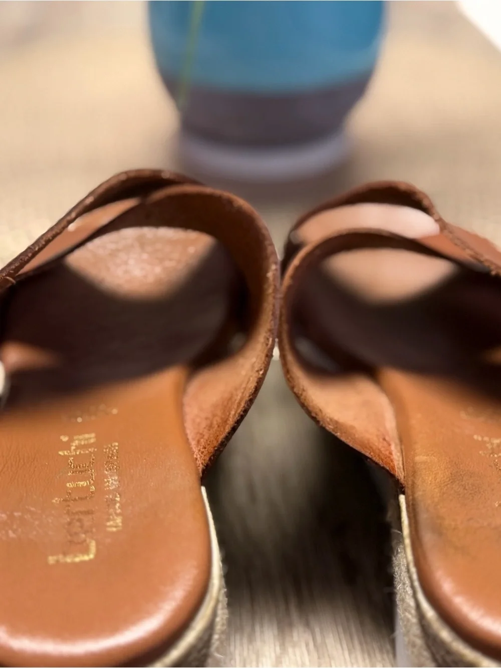 Bertuchi Spain Leather Cross-Band Wedge Sandals Womens Size 8 Brown Slide Mules